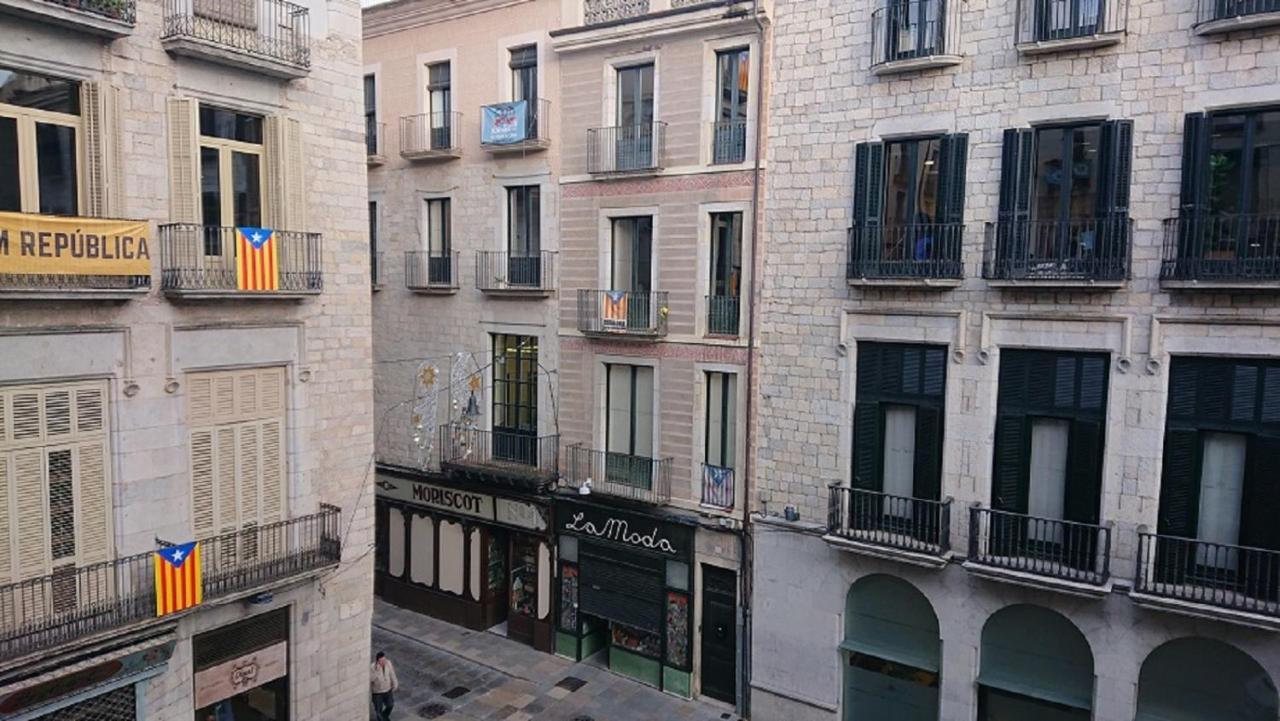 Bravissimo Placa Del Vi, Authentic Historic Apartment Girona Kültér fotó